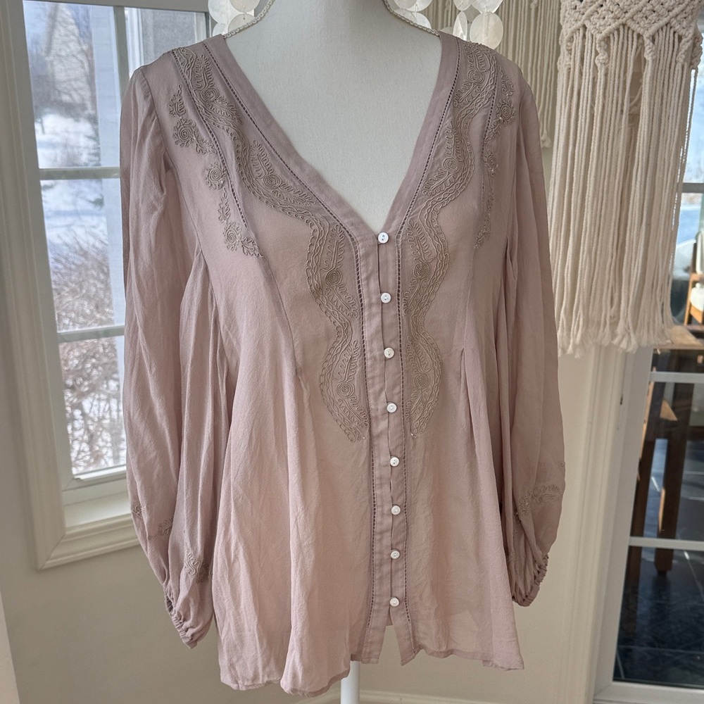Elegant silk Blouse with Embroidered Details